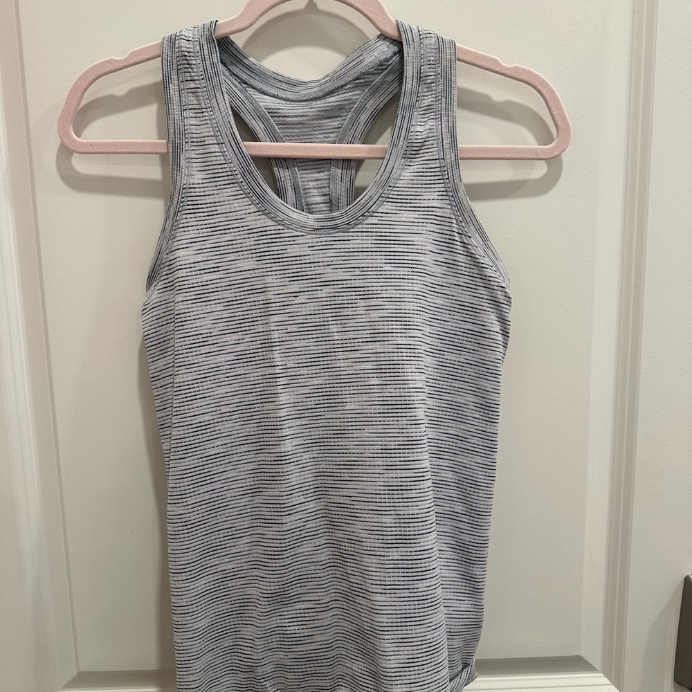 Athleta women’s tank